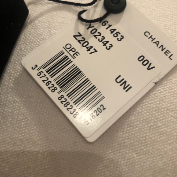 New Chanel earrings - Picture 4 of 4